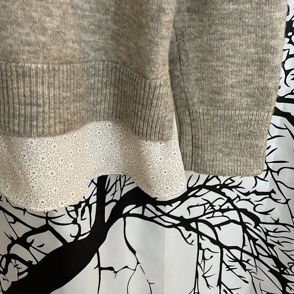 Loft women V neck Long Sleeve Soft Knit, layered look Sweater - Picture 3 of 6